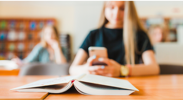 El peligro de las redes sociales para tu Oposición: riesgos y prevención